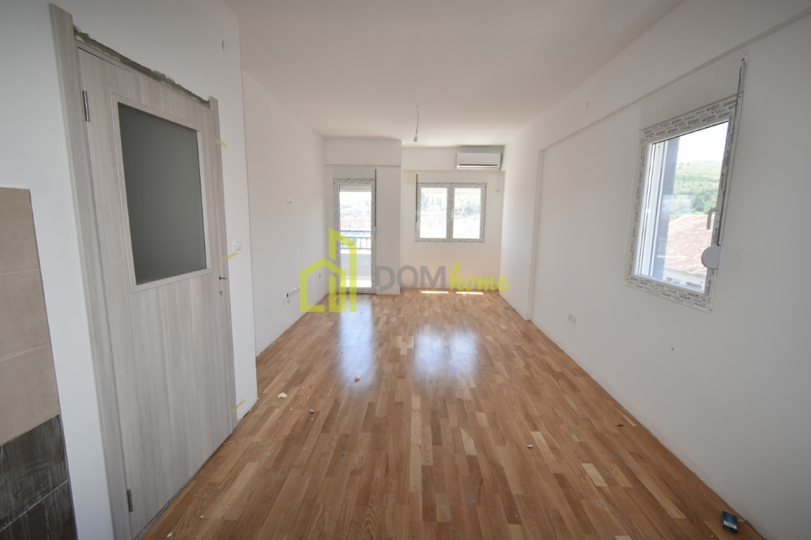 Dvosoban stan 67m2, Zabjelo